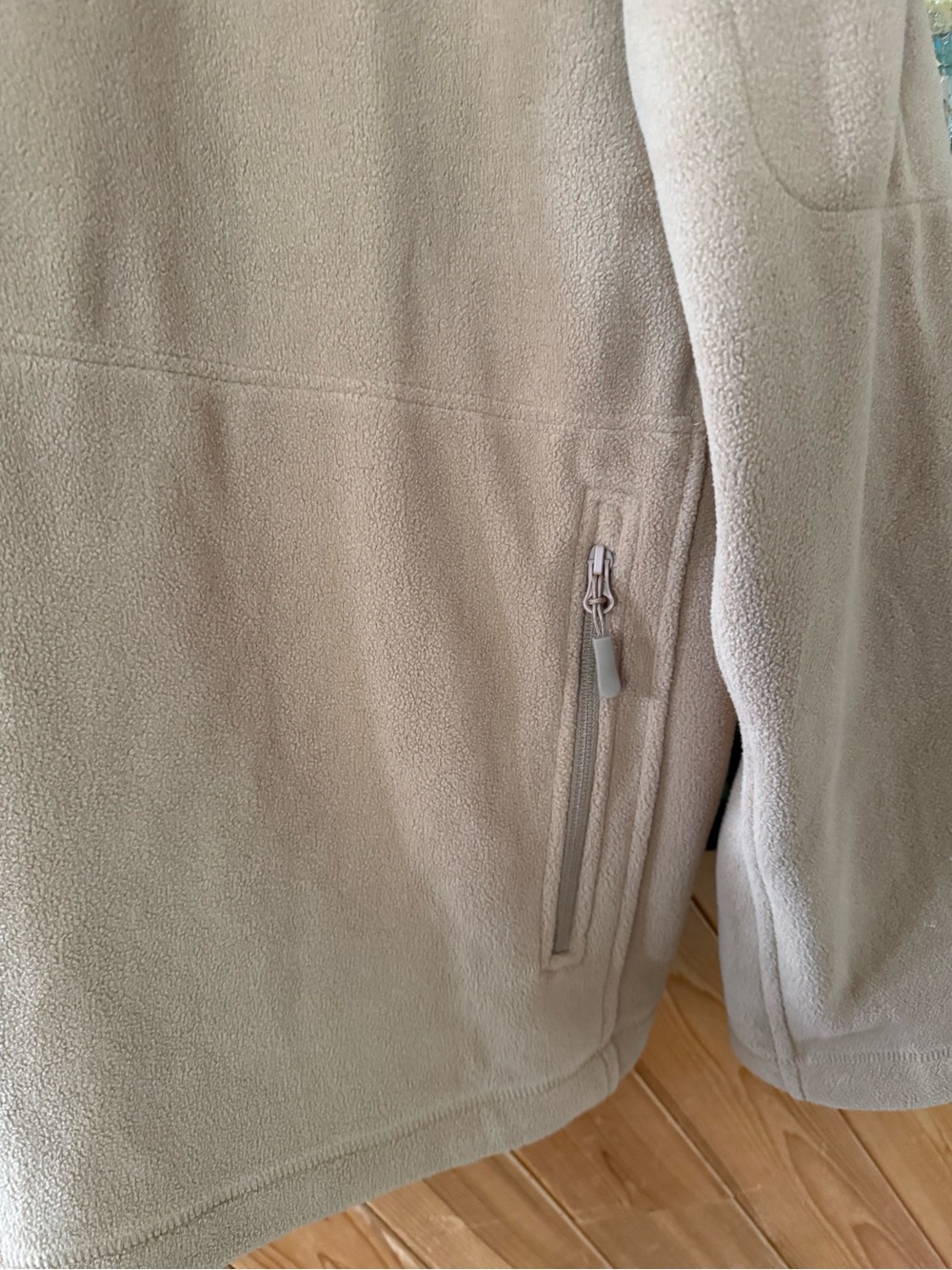 Men’s Jacket - Picture 5 of 8